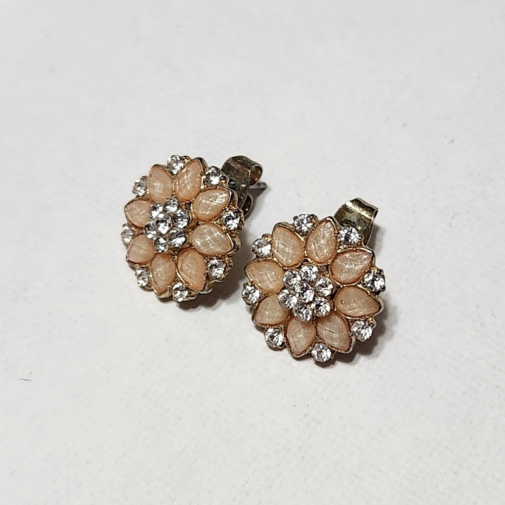 Floral Peach Stud Earrings
